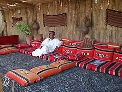 Sitzbereich im Nomadic Desert Camp